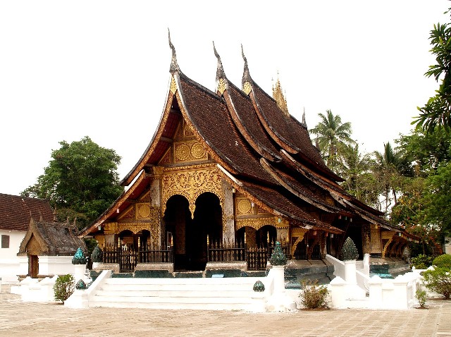 טיול ללאוס, מקדש בלואנג פרבאנג